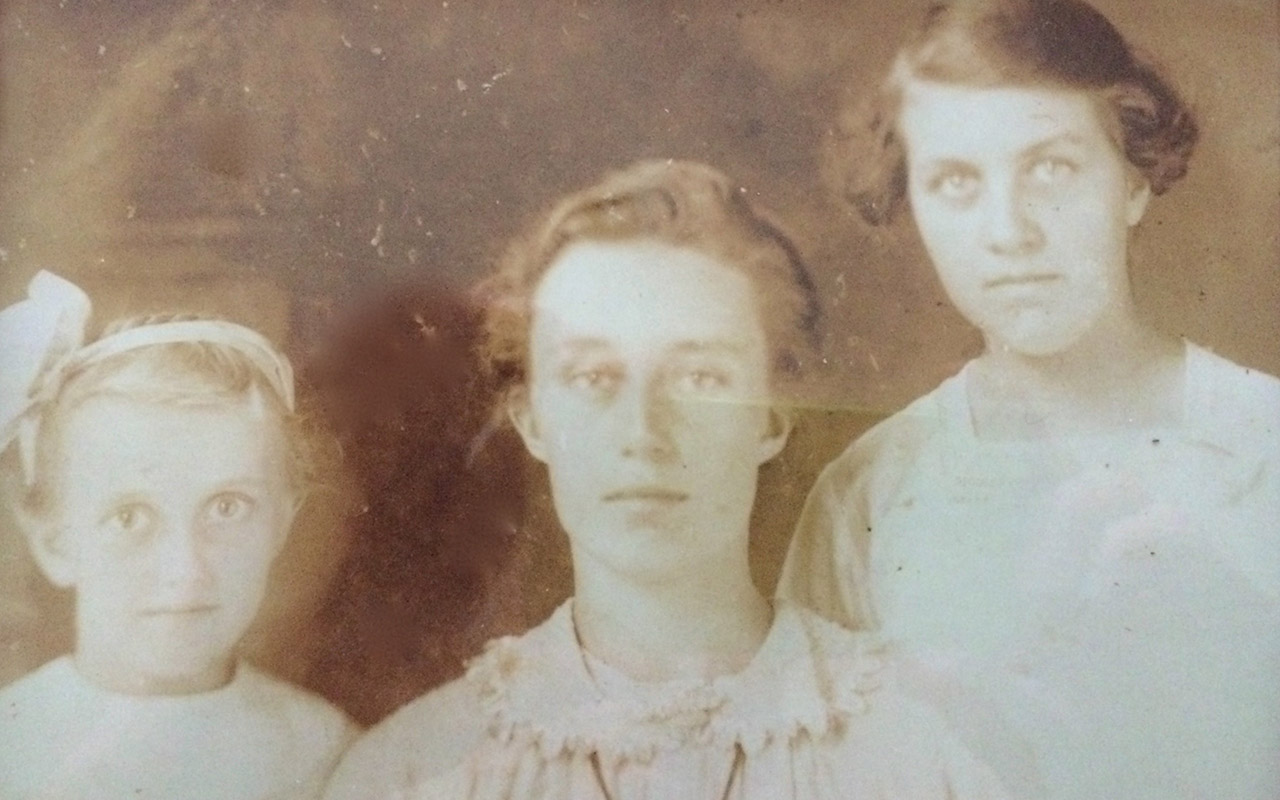 Helen at 8, Edith at 14 and Ethel at 21. My mother is on the left.
