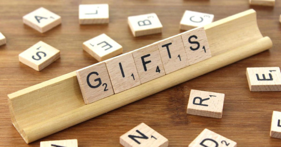 gifts-feature